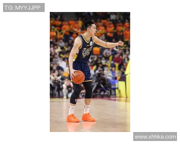 胡明轩在广东队的崛起与CBA赛场的精彩表现分析 胡明轩在广东队的崛起与CBA赛场的精彩表现分析