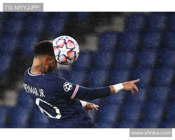 巴黎圣日耳曼击败里尔夺得法甲冠军，内马尔独中四元帽子戏法闪耀巴黎城