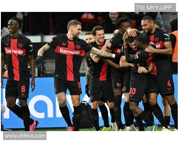 德甲主场风暴:狂热球迷助威助力胜利 德甲主场风暴:狂热球迷助威助力胜利