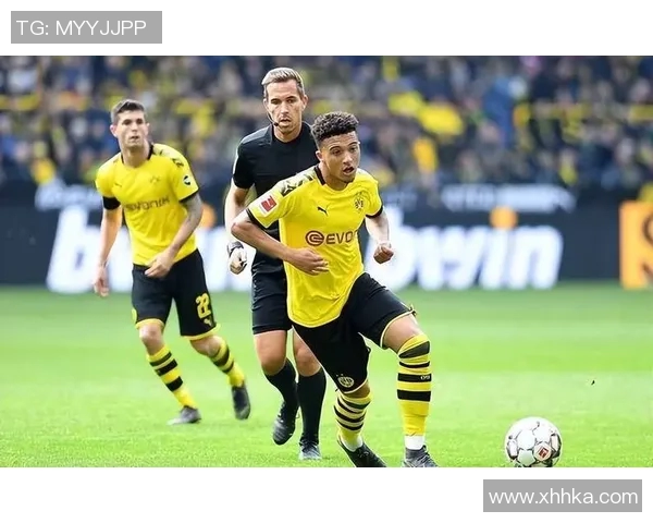 多特主场大胜重返榜首德甲领头羊再度崛起