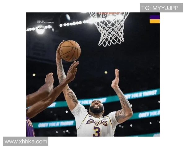 湖人主帅深夜宣布换阵容，詹姆斯将出任控卫，霍华德首发上场